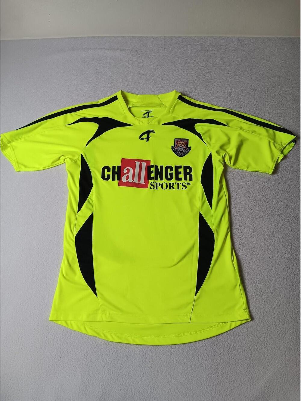 Challenger Teamwear Shirt Mens M Neon Yellow British Soccer Jersey Athletic Top